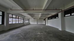 Jalan Bukit Merah (D3), Factory #568020951